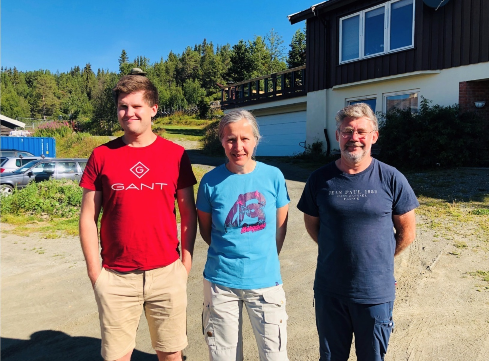 Her poserer de glade driverne av Dalseter høyfjellshotell
 Foto: privat