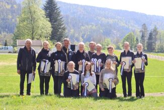 Avlsvisning og debutanter på banen