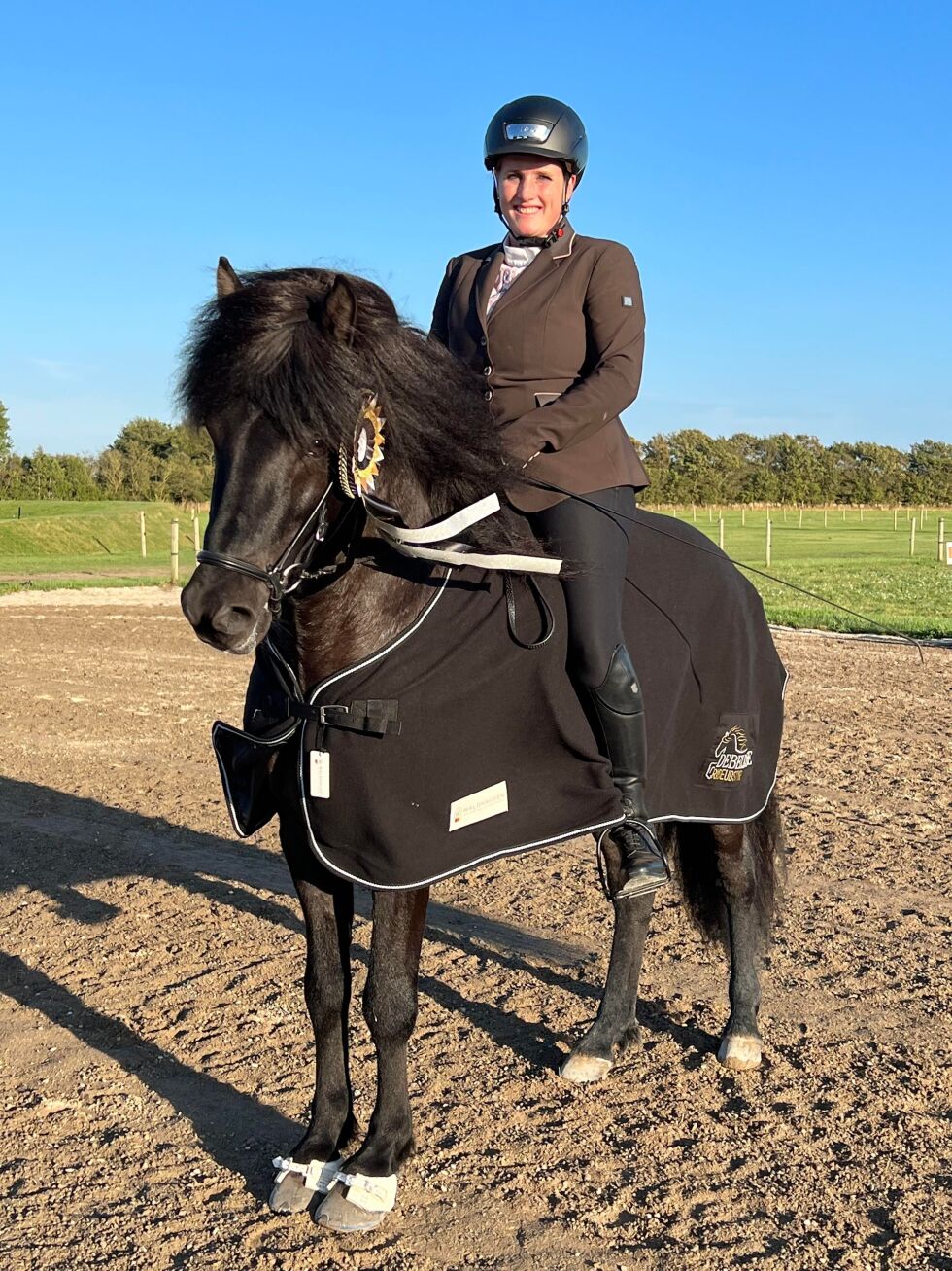 Tine Sand og Baldvin hadde også en vellykket tur over dammen.
 Foto: Steffi Svendsen